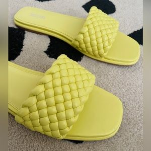 Michael Kors Amelia sandal sz 9.5